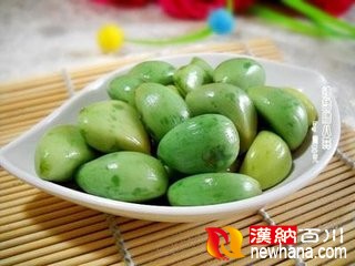 腊八蒜t01447ab8998ef725f1.jpg